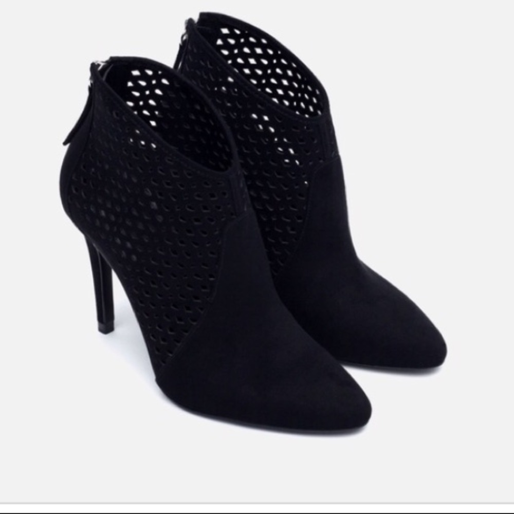 Zara Booties 🤩👠